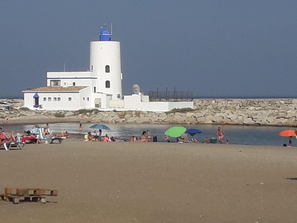 Duquesa Fairways, A Spacious Apartment With Fabulous Views And Facilities Манилва Екстериор снимка